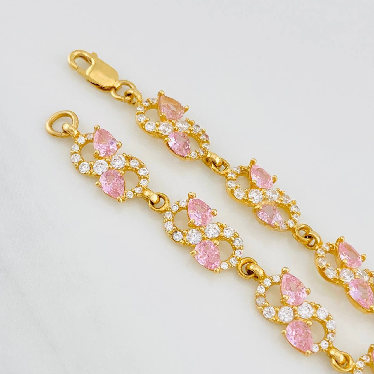 Bracelet Infinite 9.4g / 7 in / 6.3mm Yellow Gold 18K