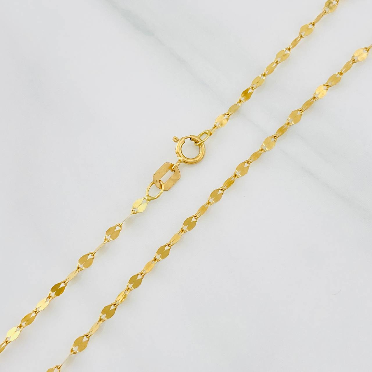 Mirror Flower Chain 0.95g / 16 in / 1.84mm 18K Yellow Gold