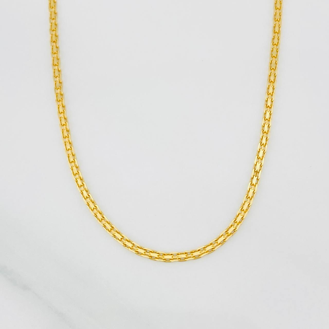 Bismark Chain 2.95g / 18 in / 1.65mm Yellow Gold 18K