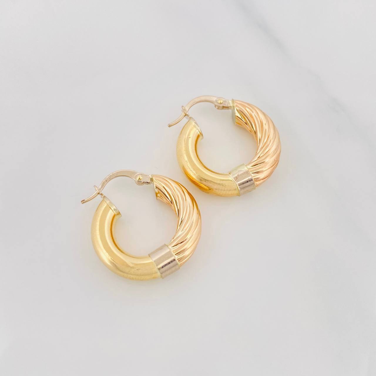 Candongas Lady 4.25g / 3/4 in Dos Oros Amarillo Blanco 18K