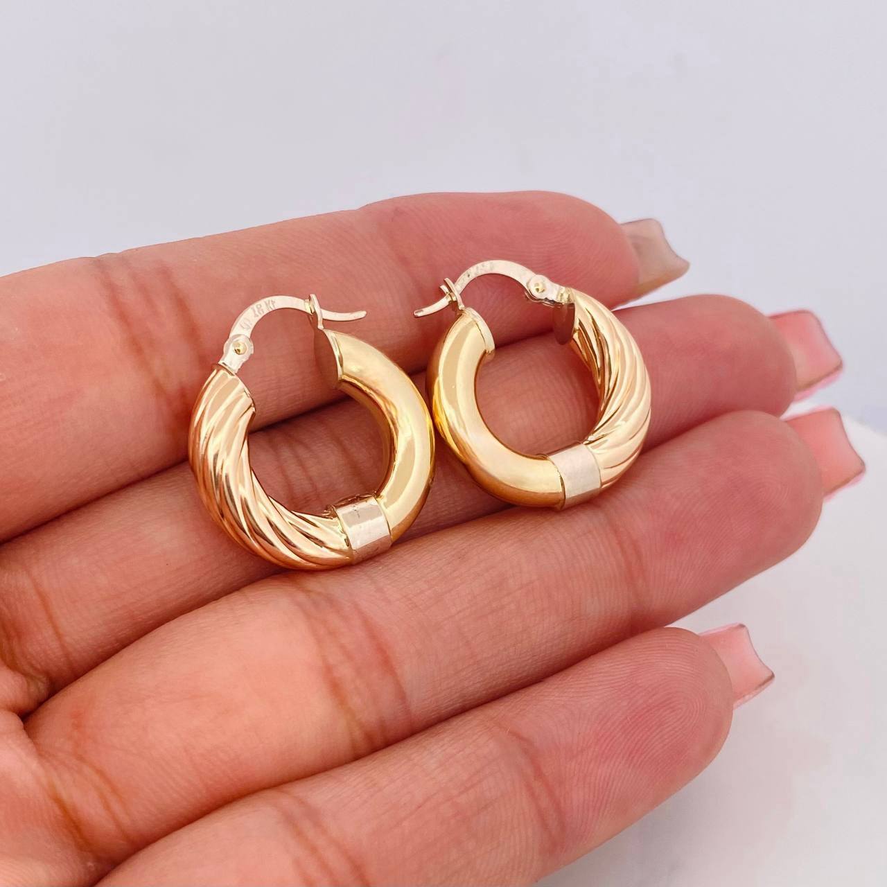 Candongas Lady 4.25g / 3/4 in Dos Oros Amarillo Blanco 18K