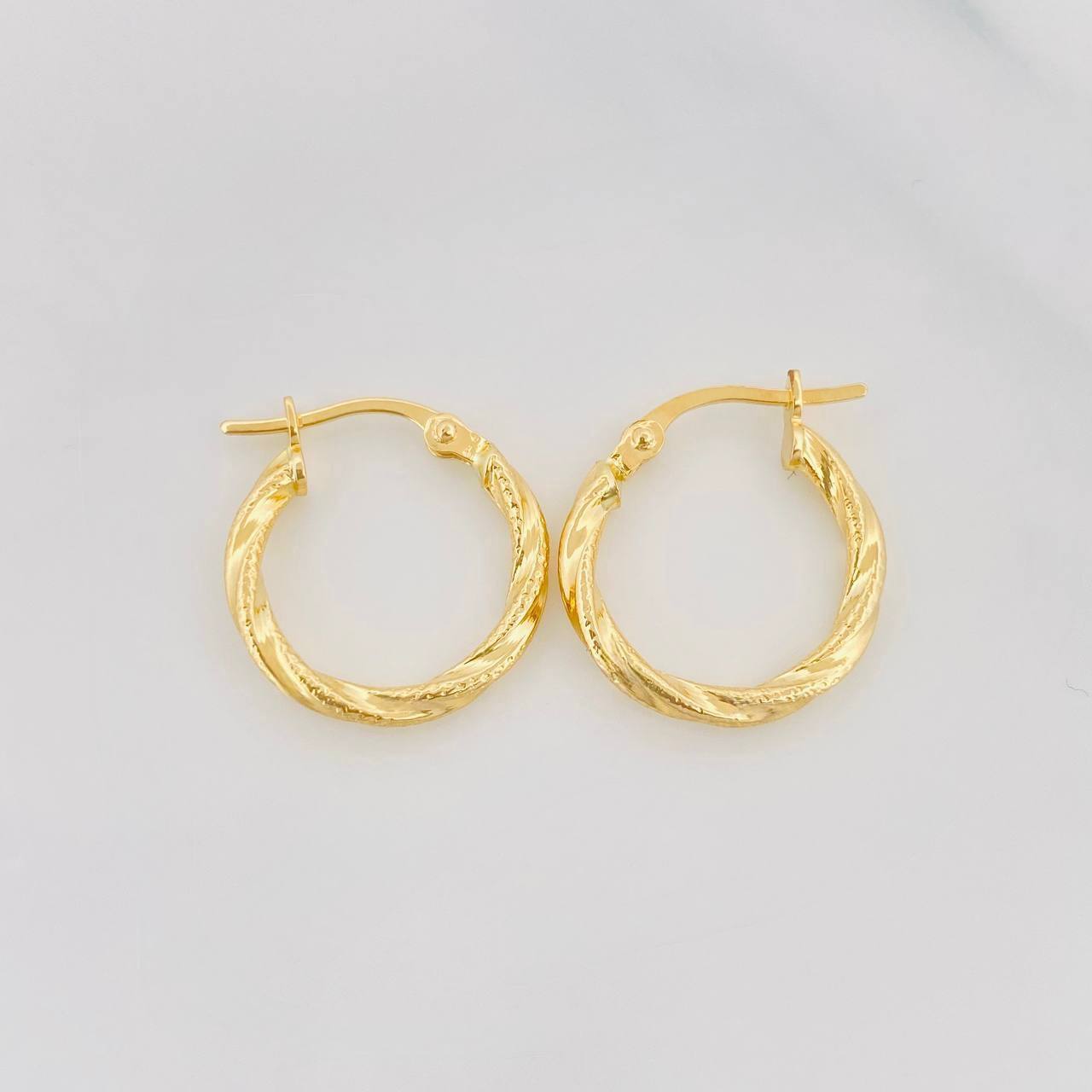 Candongas Mary Rox 1.15g / 3/4 in Oro Amarillo 18K
