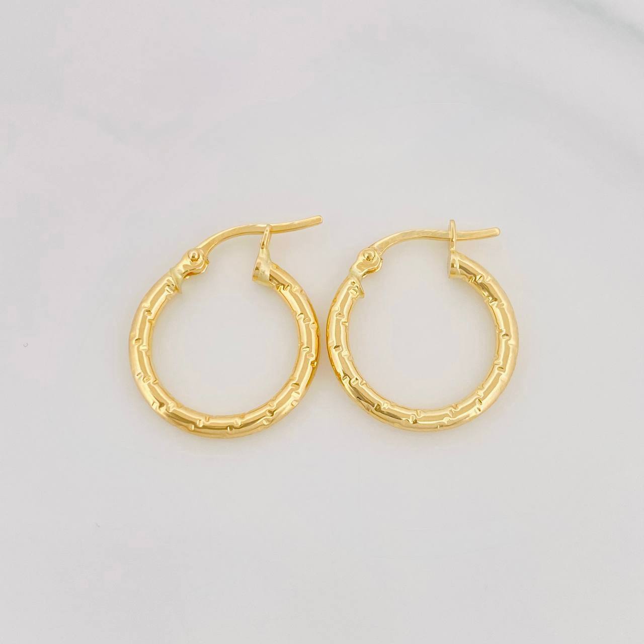 Candongas Rox 1.25g / 3/4 in Oro Amarillo 18K
