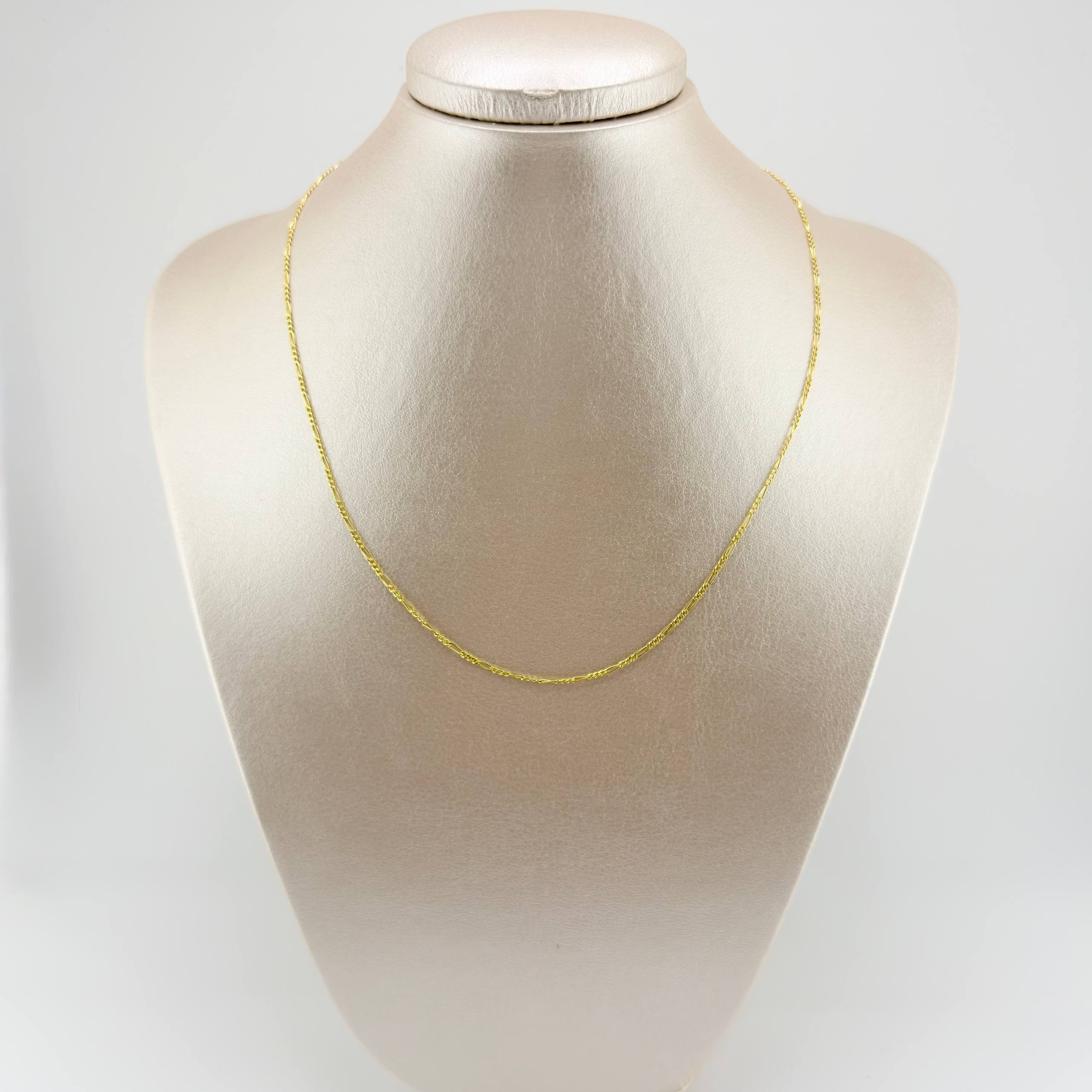 Figaro Chain 1.45gr / 17 3/4 in / 1.9mm Yellow Gold +1 18K *