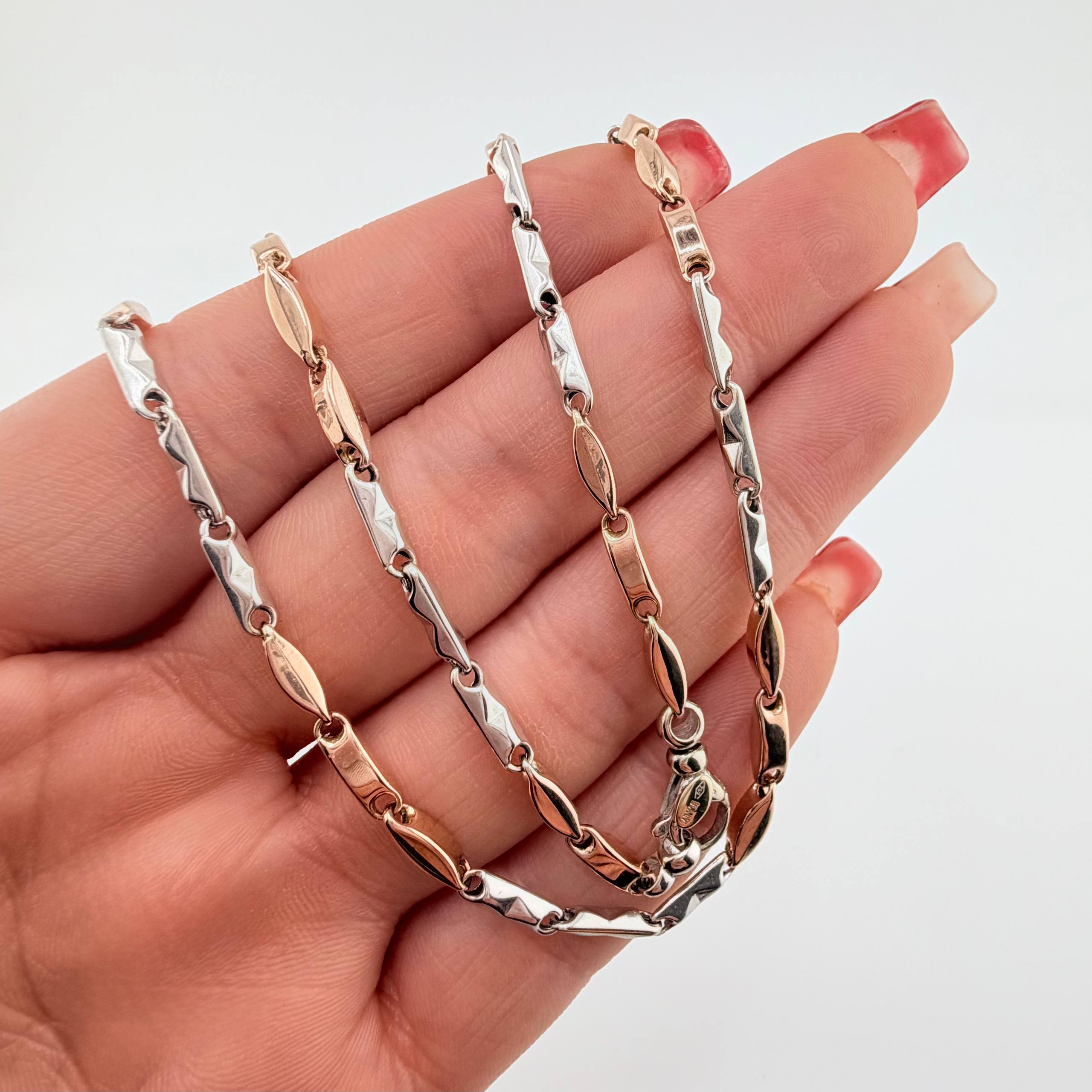 Cadena Rustica 13.45gr / 23 1/2 in / 2.8mm Dos Oros Blanco Rosa 18K ©