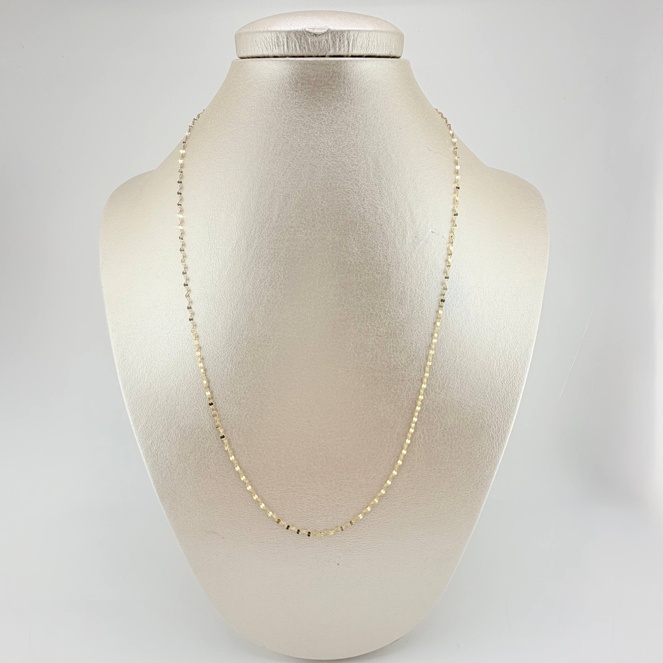 Cadena Flor Espejo 0.85gr / 17 3/4 in / 0.7mm Oro Amarillo +3 18K