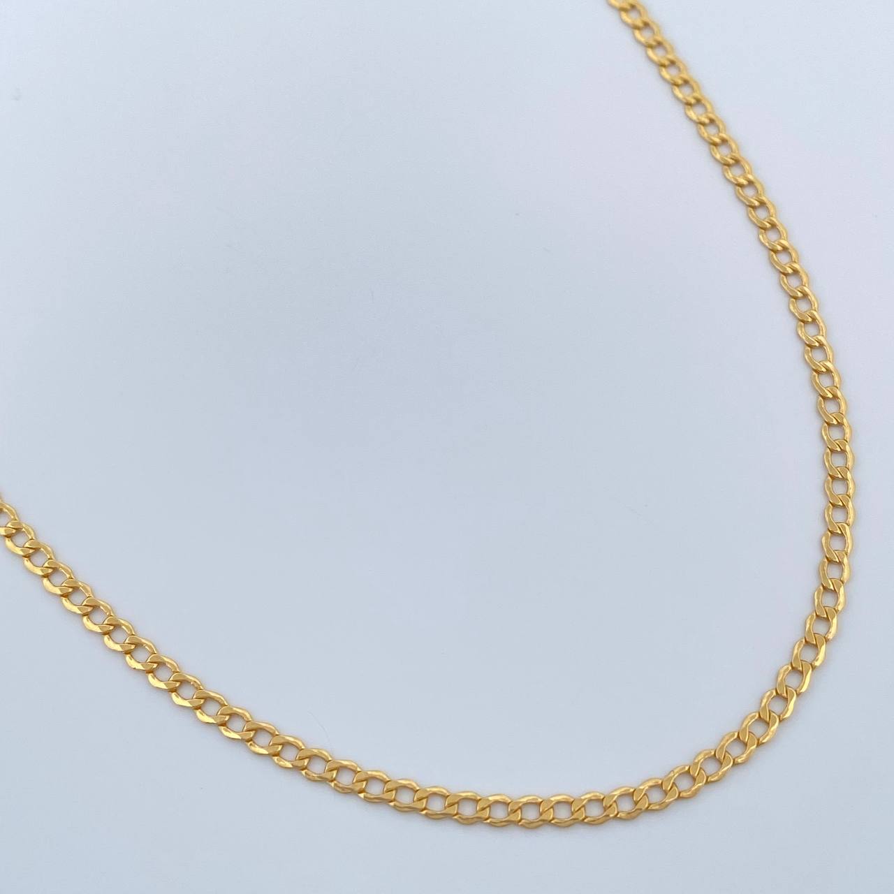 Cadena Cubana 1.95gr / 17 3/4 in / 2.12mm Oro Amarillo +1 18K $