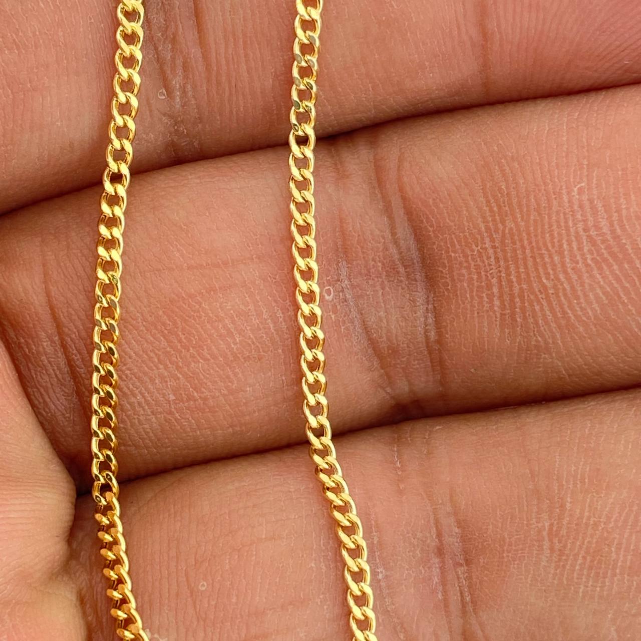 Cadena Cubana 2.9gr / 23 1/2 in / 1.82mm Oro Amarillo +1 18K $