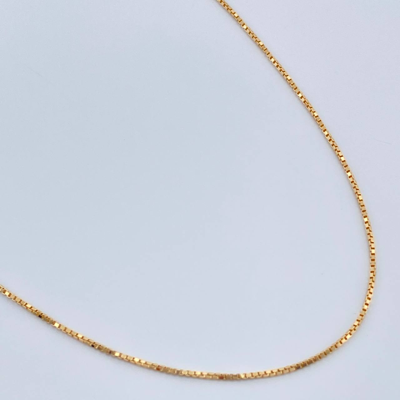 Cadena Veneciana 1.75gr / 18 in / 0.67mm Oro Amarillo +3 18K $