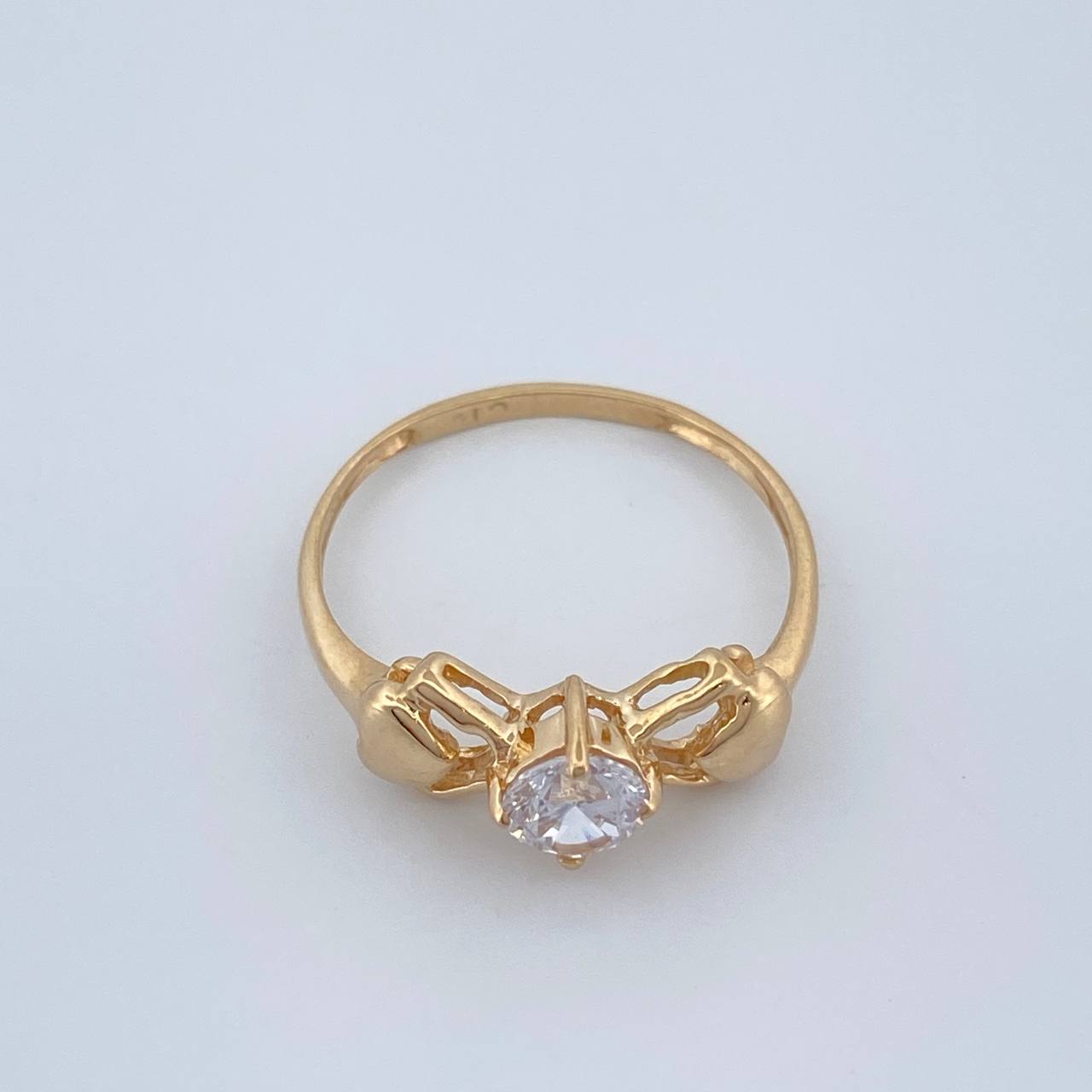 Anillo Solitario Corazones 2.2gr / T6 / Oro Amarillo 18K %
