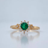 Anillo Halo Flor 1.8gr / T7 1/2 / Oro Amarillo 18K %
