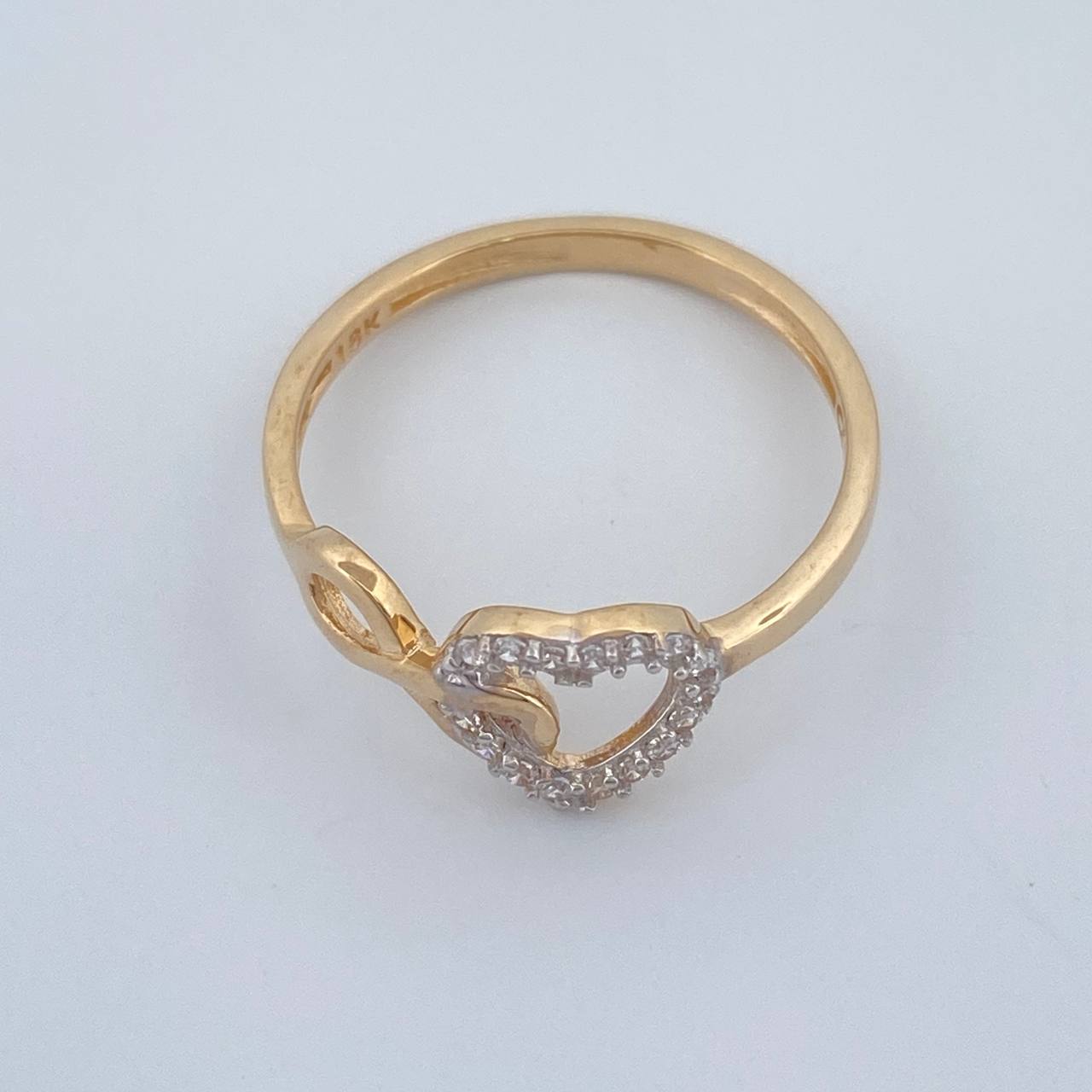 Anillo Corazon Infinito 1.55gr / T5 1/2 / Dos Oros Amarillo Blanco 18K %