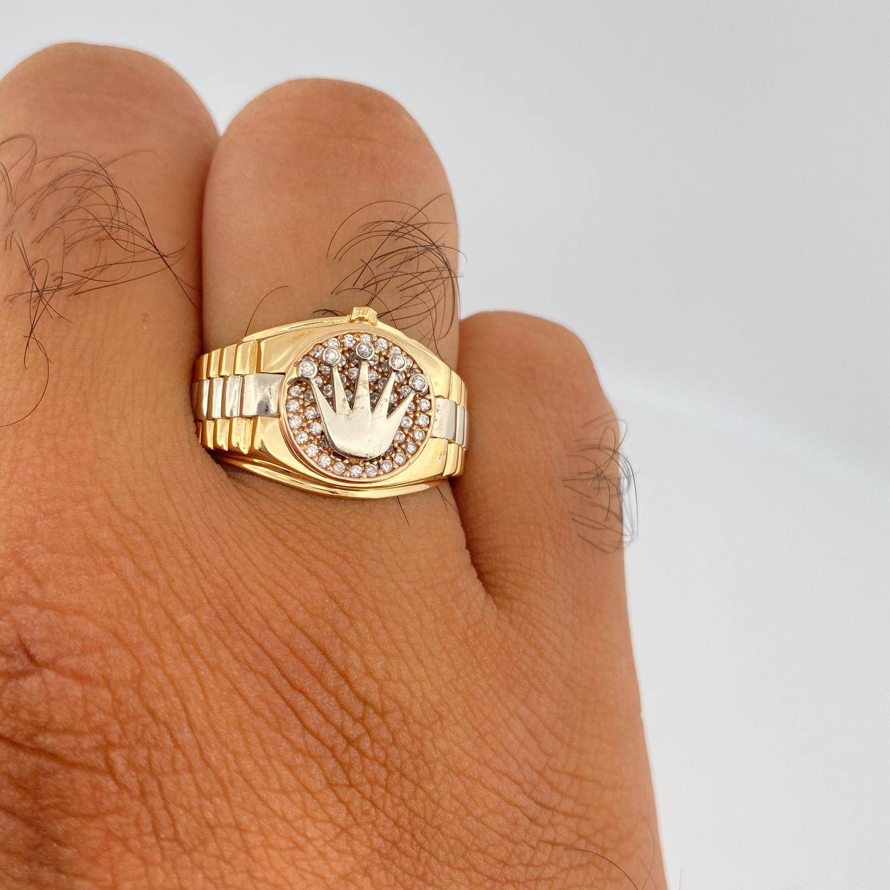 Anillo Corona 6.45gr / T10 1/4 / Tres Oros 18K %