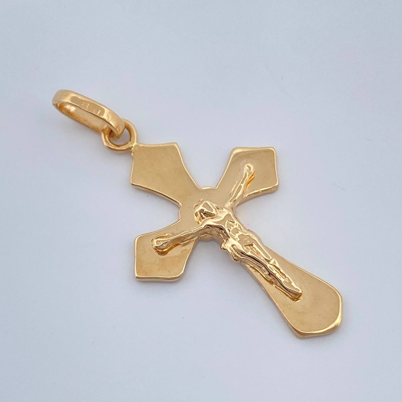Dije Cruz Cristo 2gr / 1 1/4 in / Oro Amarillo 18K %
