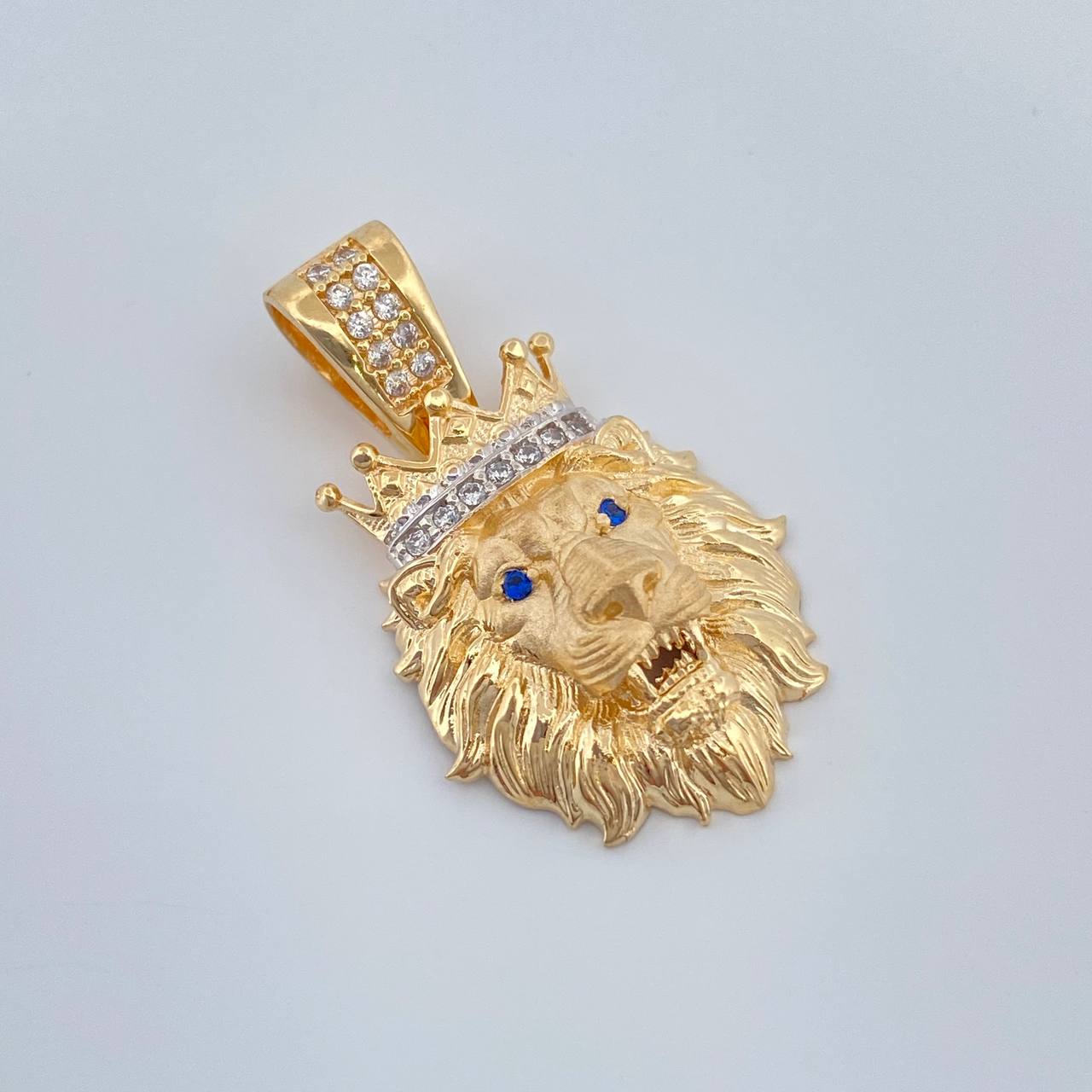 Dije Rostro Leon 3.65gr / 1 in / Dos Oros Amarillo Blanco 18K %