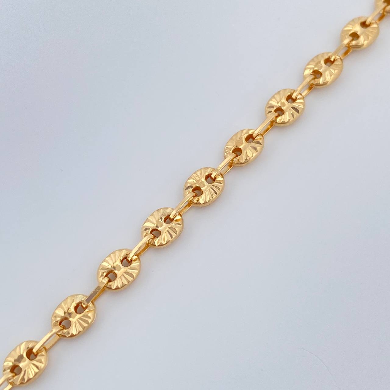 Tobillera GC 4.9gr / 10 3/4 in / 3.8mm Oro Amarillo 18K %
