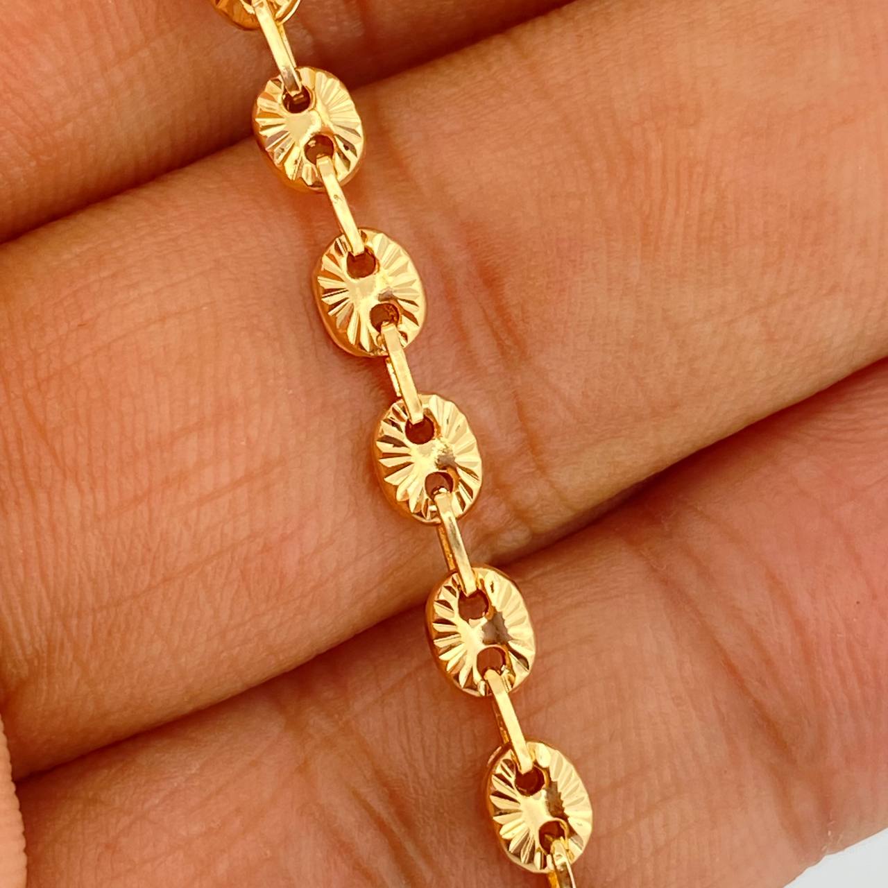 Tobillera GC 4.9gr / 10 3/4 in / 3.8mm Oro Amarillo 18K %