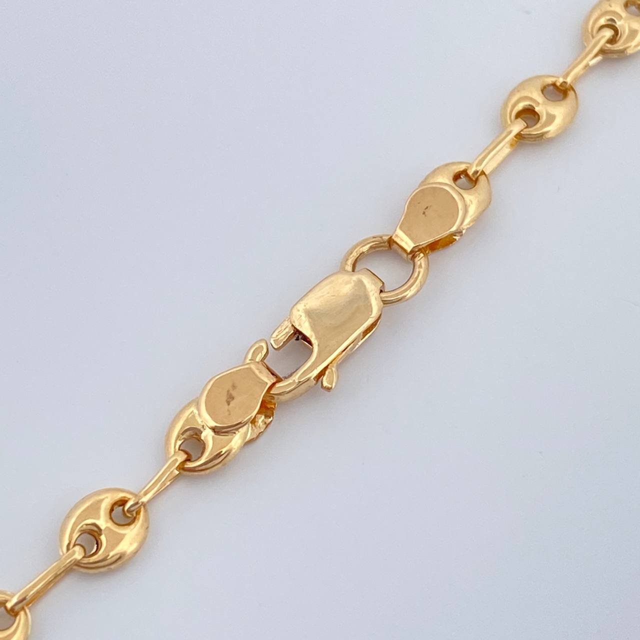 Cadena GC 5.7gr / 24 1/4 in / 3mm Oro Amarillo 18K %