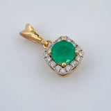 Dije Halo Cuadrado Esmeralda 1.1gr / 1/2 in / Oro Amarillo 18K %