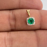 Dije Halo Cuadrado Esmeralda 1.1gr / 1/2 in / Oro Amarillo 18K %