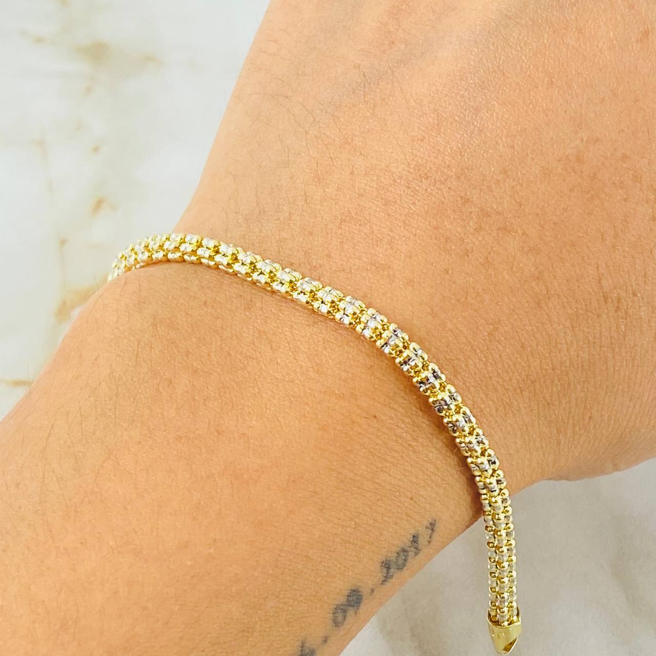 Pulso Ice 6.55gr / 7 1/2 in / Dos Oros Amarillo Blanco 14K Italy ©