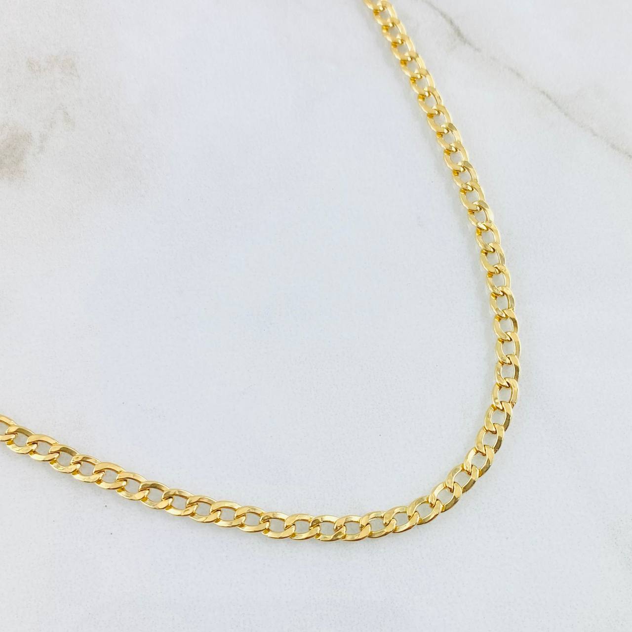 Cadena Cubana 3.75gr / 19 3/4 in / 3.3mm Oro Amarillo +1 18K *