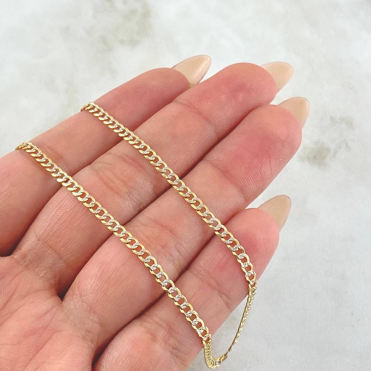 Cadena Cubana 6.25gr / 23 1/2 in / 3mm Dos Oros Amarillo Blanco +3 18K