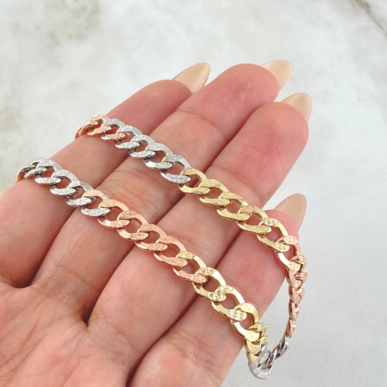 Cadena Cubana 20gr / 23 1/2 in / Tres Oros 14K Italy