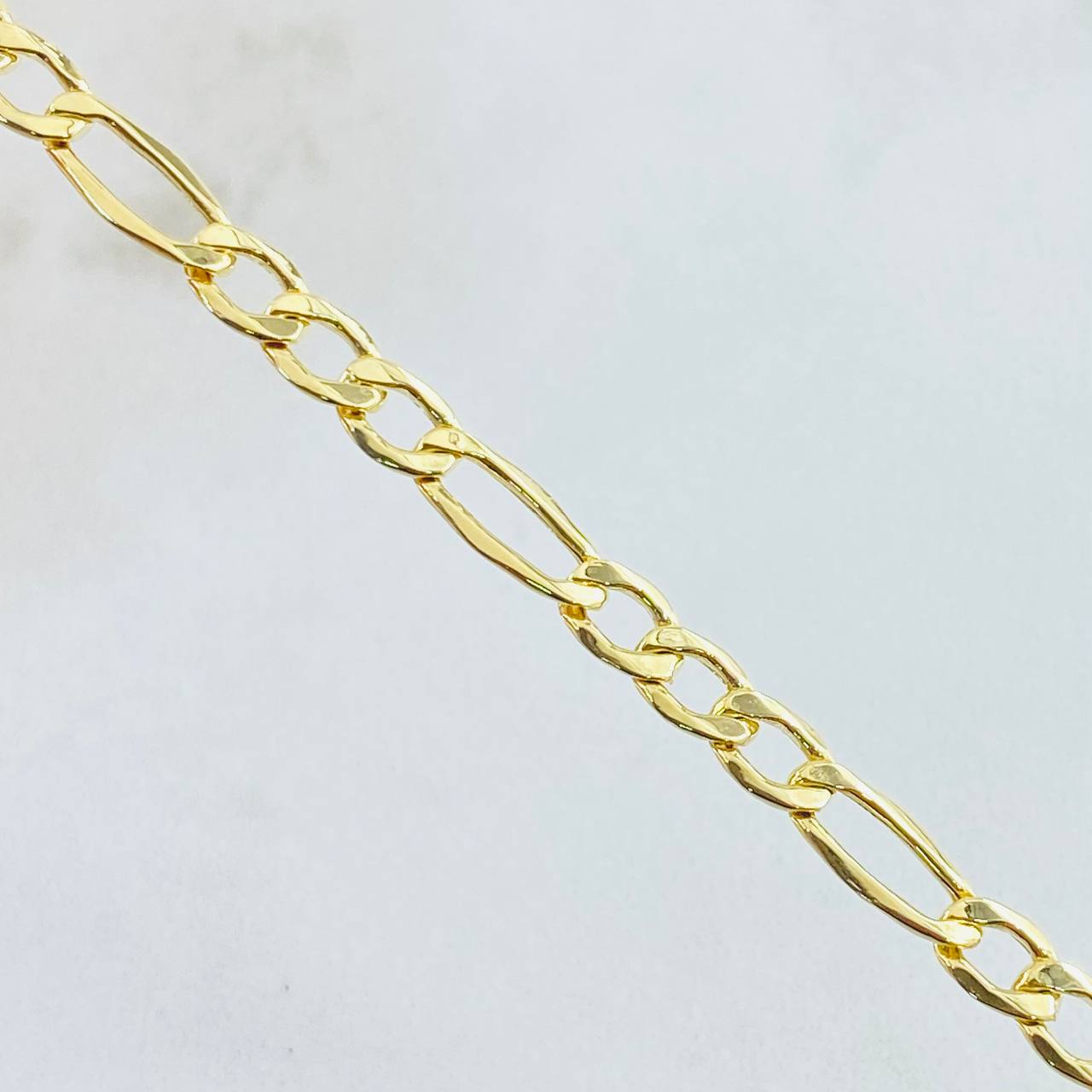 Cadena Figaro 6.6gr / 23 1/2 in / Oro Amarillo 14K Italy *