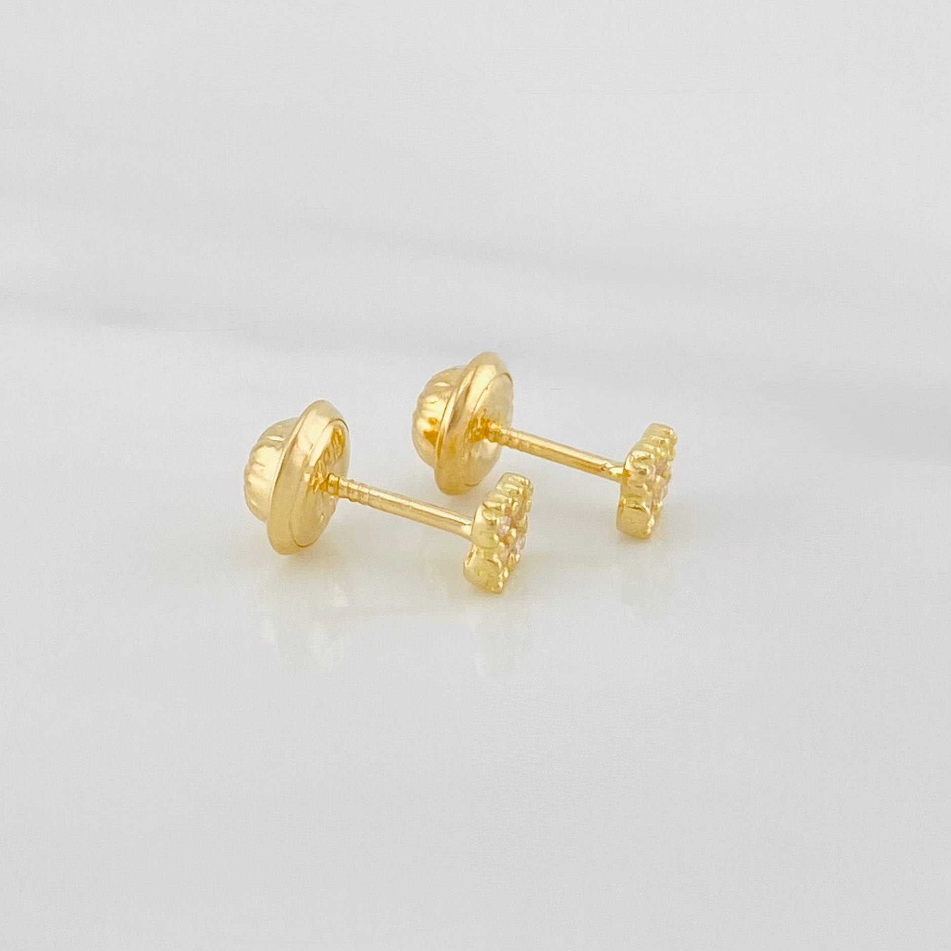 Stud Earrings Mini Clover 0.7 g / in / 3.8 mm Yellow Gold 18K