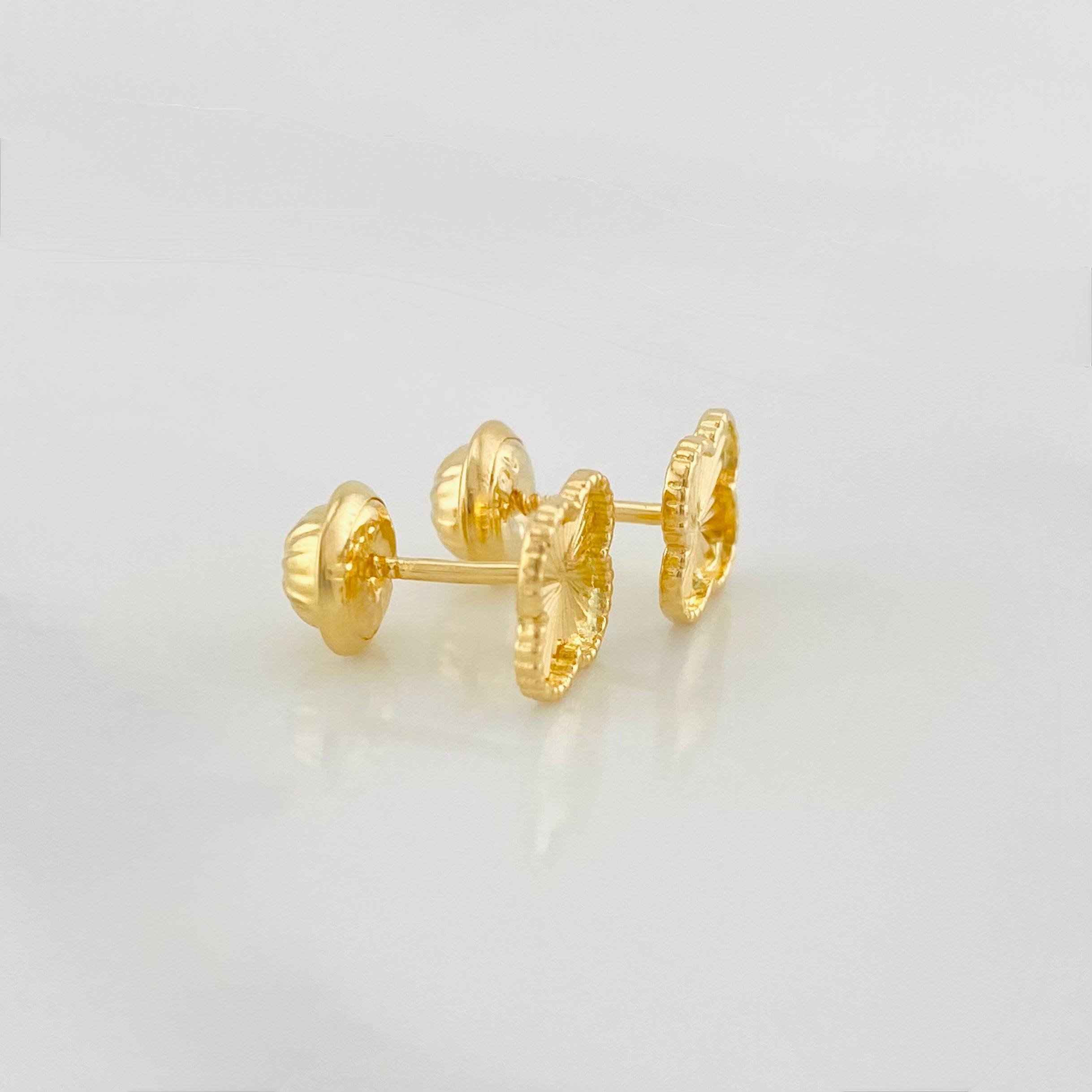 Topos Trébol Diamantado 0.95 g / in / 6.74 mm Oro Amarillo 18K