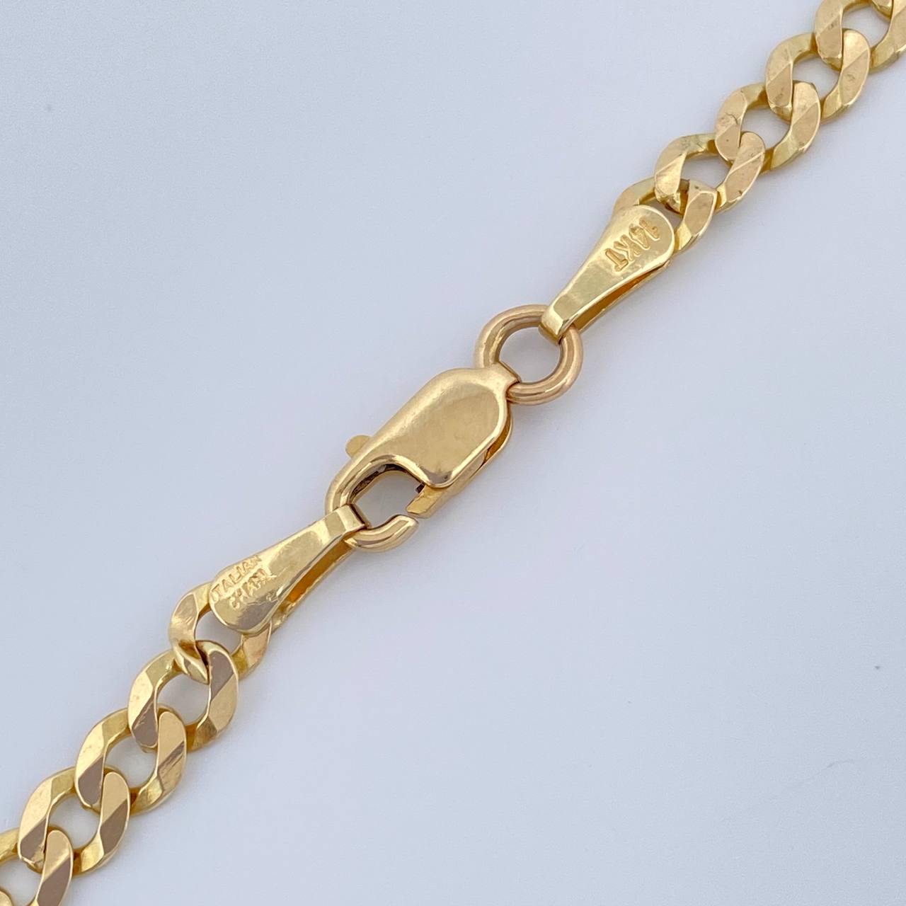 Cadena Cubana 13.7gr / 23 1/2 in / 4mm Oro Amarillo +1 14K Italy %