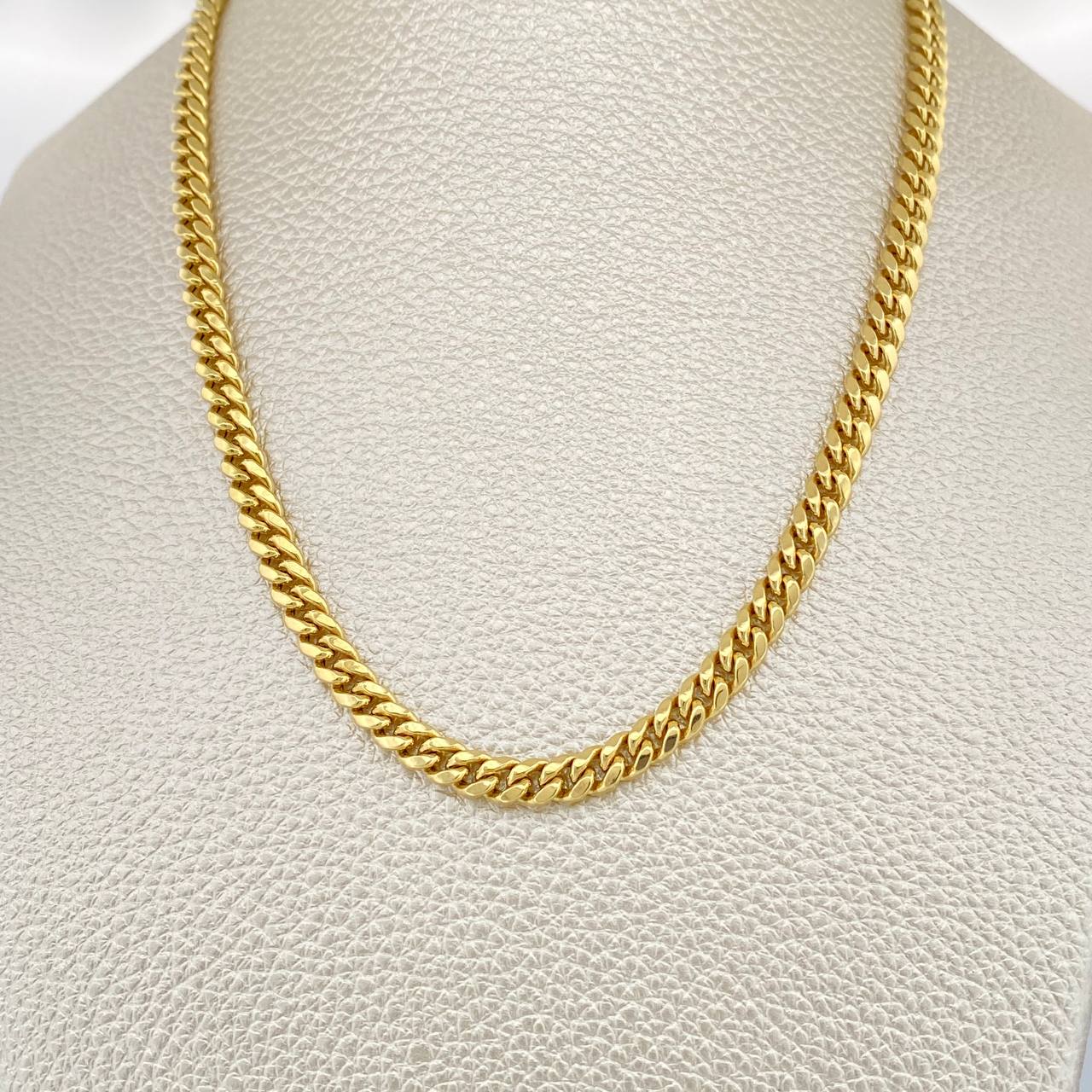 Cadena Cubana 12.3gr / 30 1/4 in / 4.4mm Oro Amarillo +1 14K Italy %