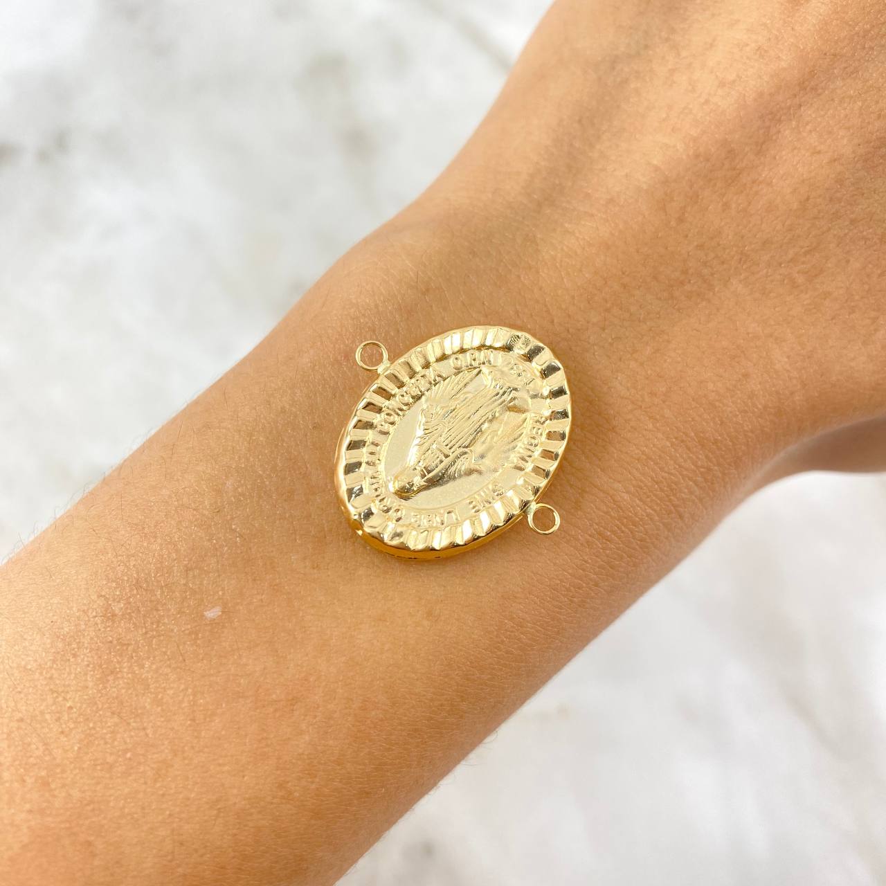 Charm Virgen Milagrosa 2gr / 2.5cm / Yellow Gold Stamped