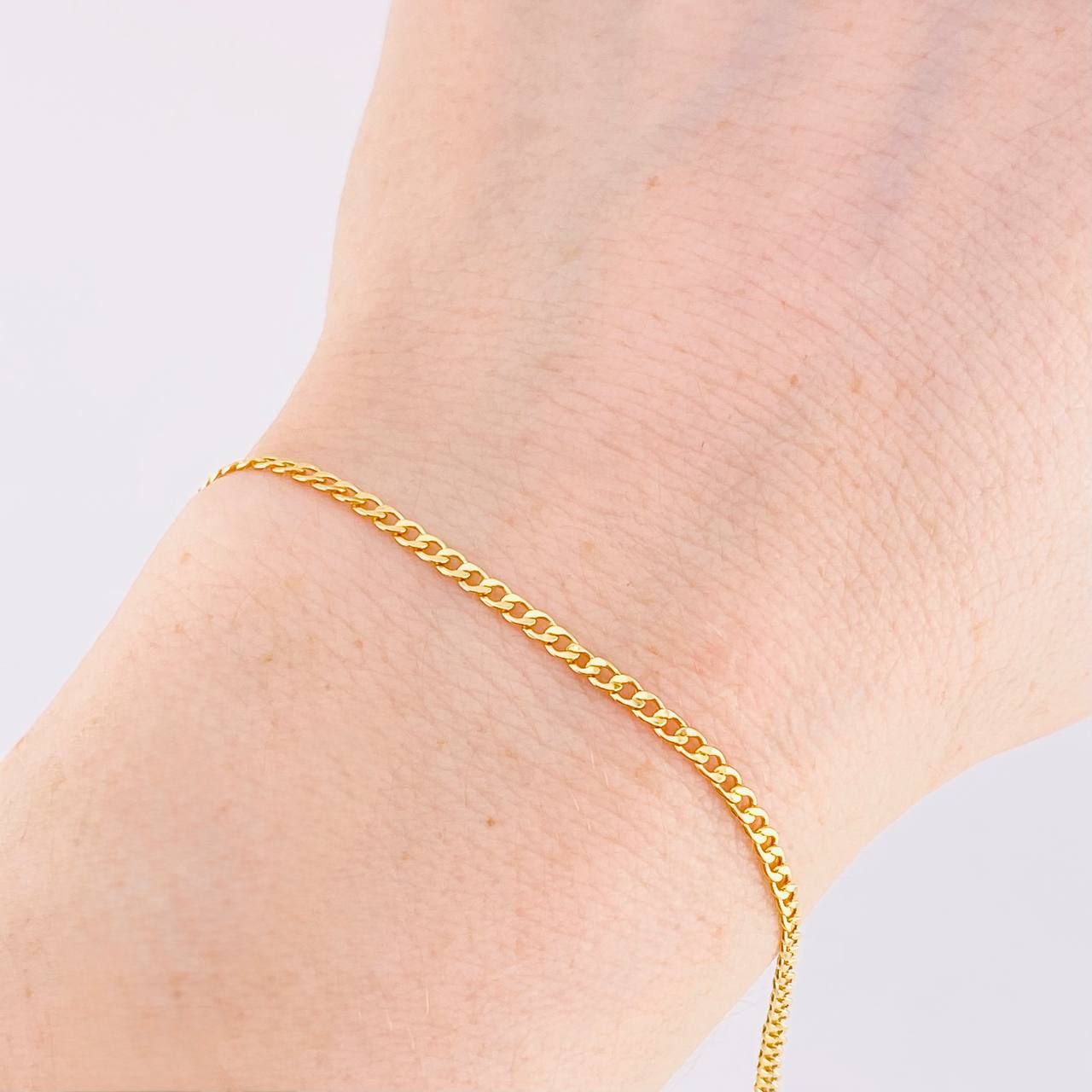 Pulso Cubano 0.8g / 7 1/2 in / 2mm Oro Amarillo 18K (Oferta)