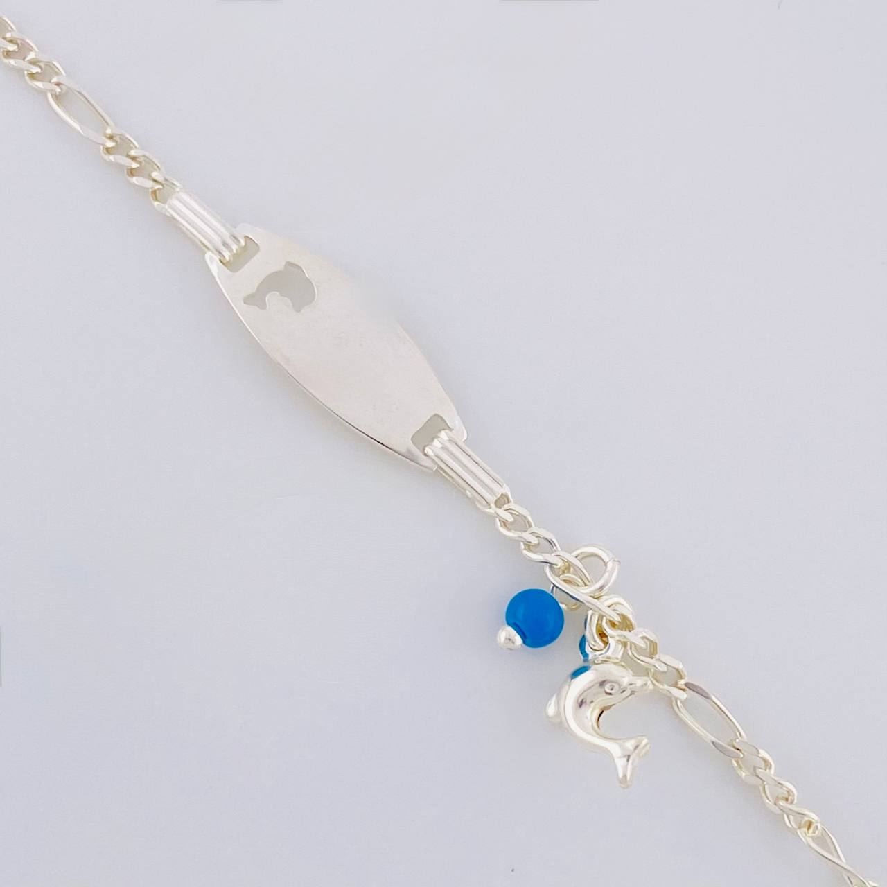 Figaro Bracelet Oval Plate Dolphin 2.6g / 7 in / 2.2mm Silver 925