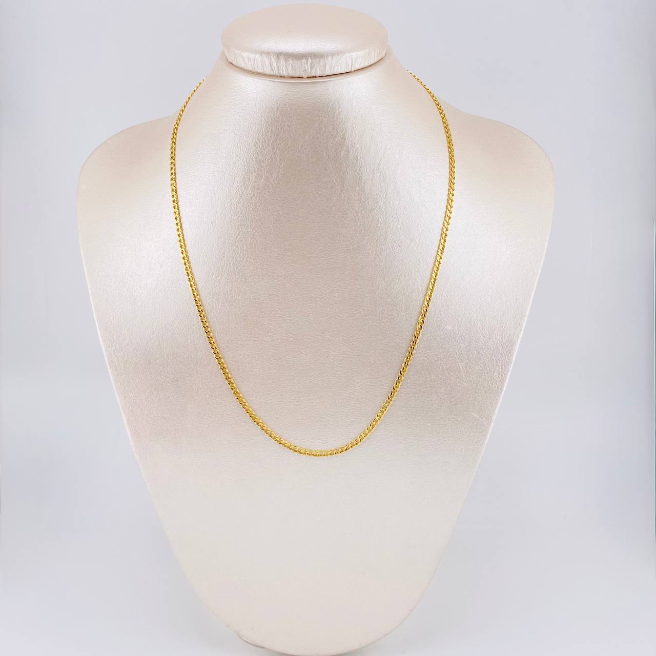 Cuban Links 2.3g / 18 in / 2.5mm Yellow Gold 18K