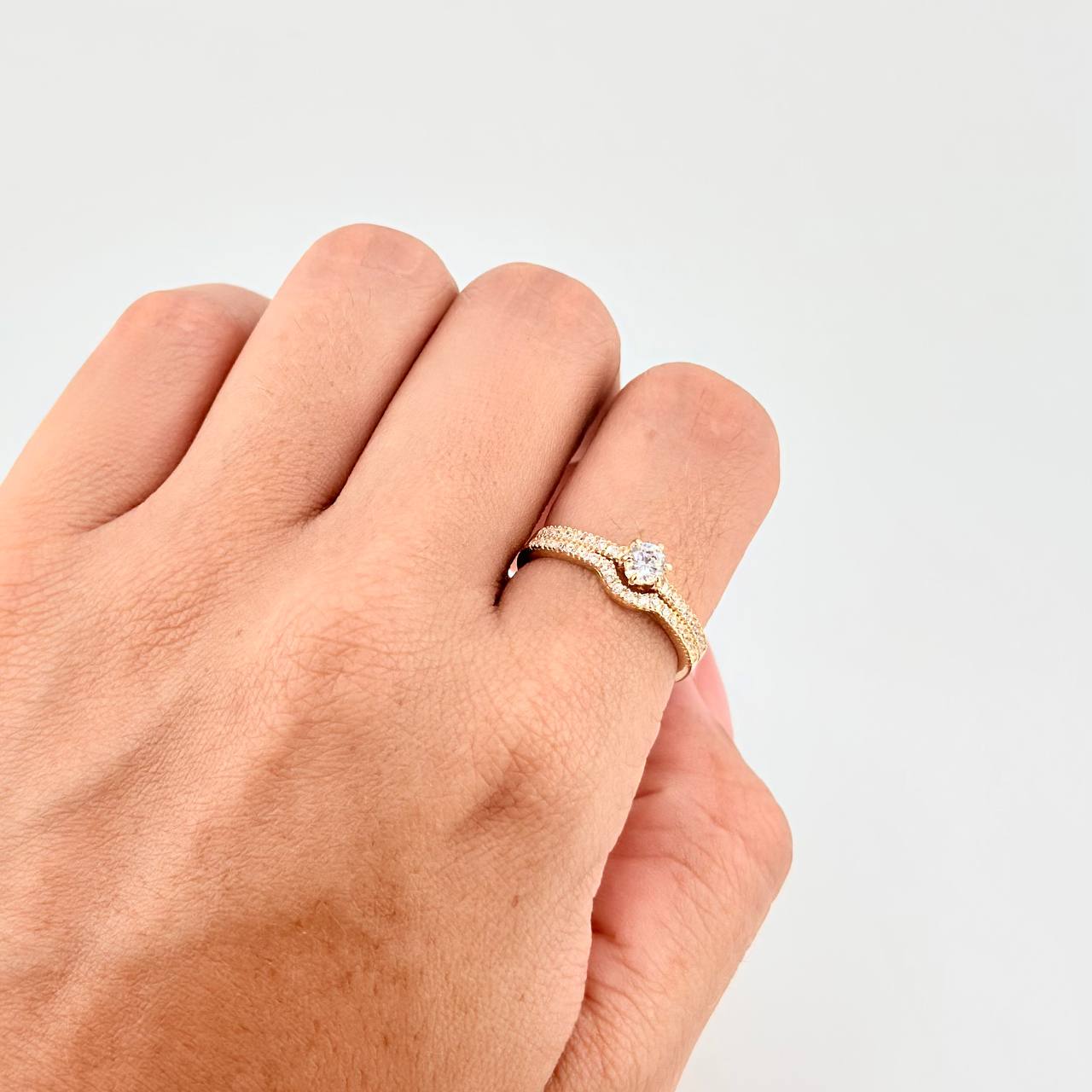 Anillo Solitario Doble Carril 3.6g / T7 1/2 Oro Amarillo 18K