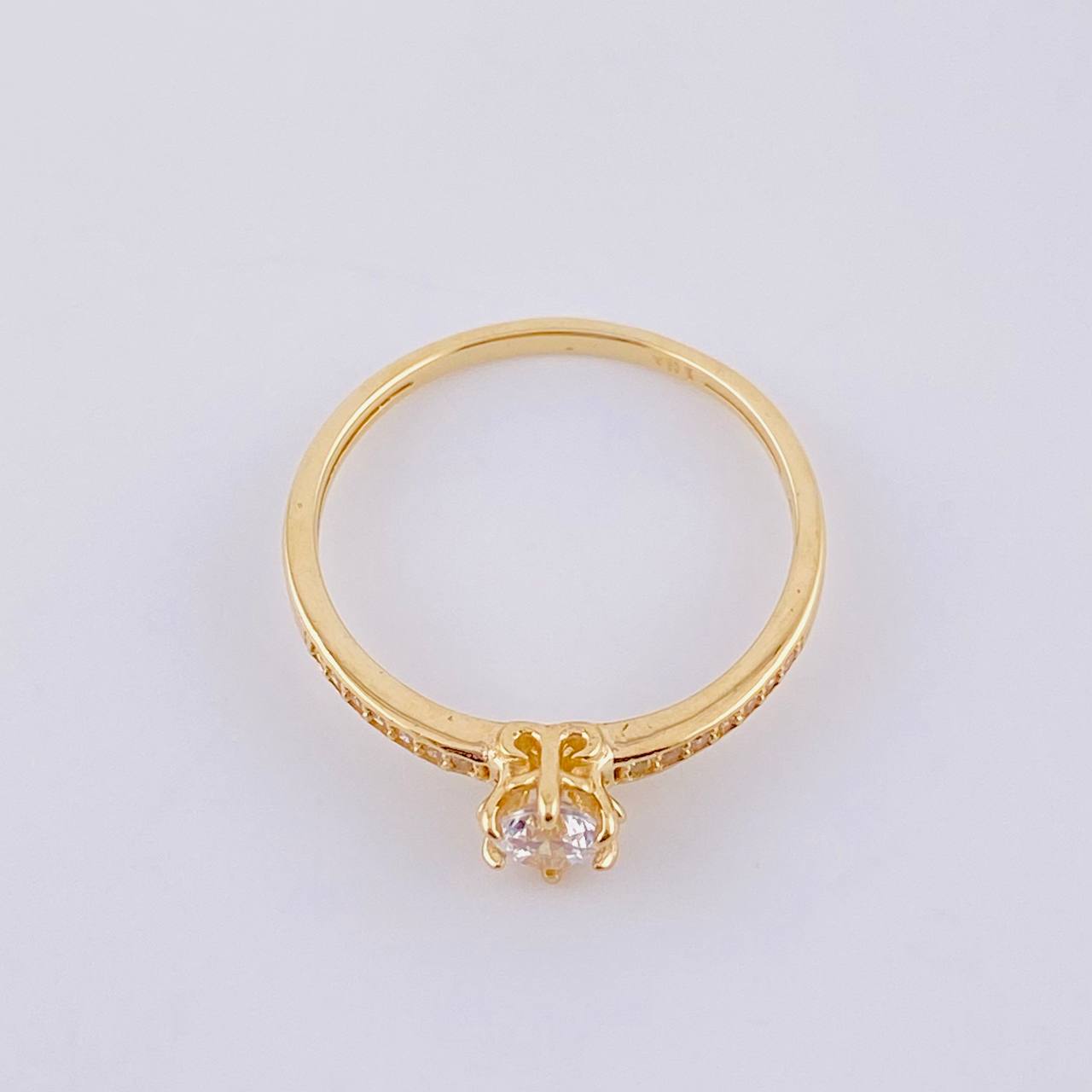 Captivating Solitaire Ring 1.85g / T7 1/2 Yellow Gold 18K