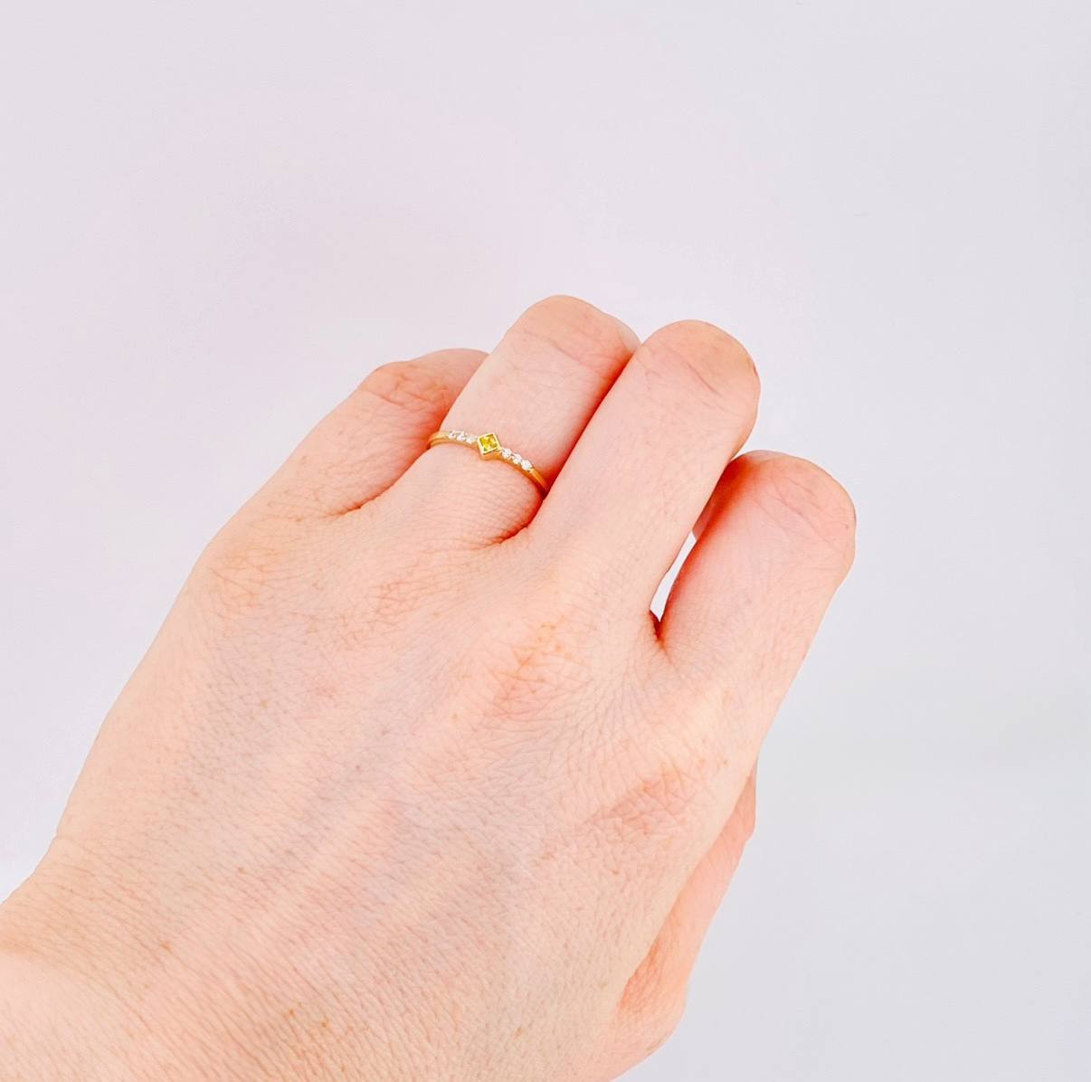 Anillo Rombo Tupido 1.2g / T5 Oro Amarillo 18K