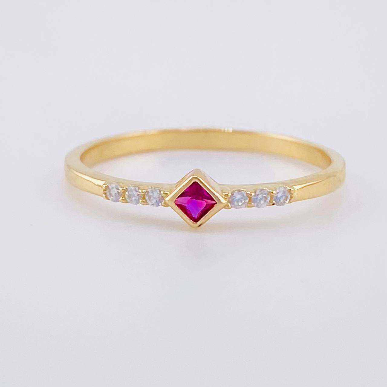 Anillo Rombo Tupido 1.35g / T6 1/2 Oro Amarillo 18K