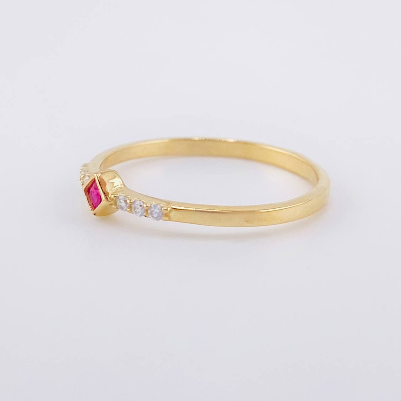 Anillo Rombo Tupido 1.35g / T6 1/2 Oro Amarillo 18K