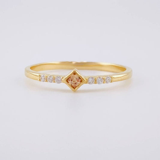 Anillo Rombo Tupido 1.3g / T6 1/4 Oro Amarillo 18K