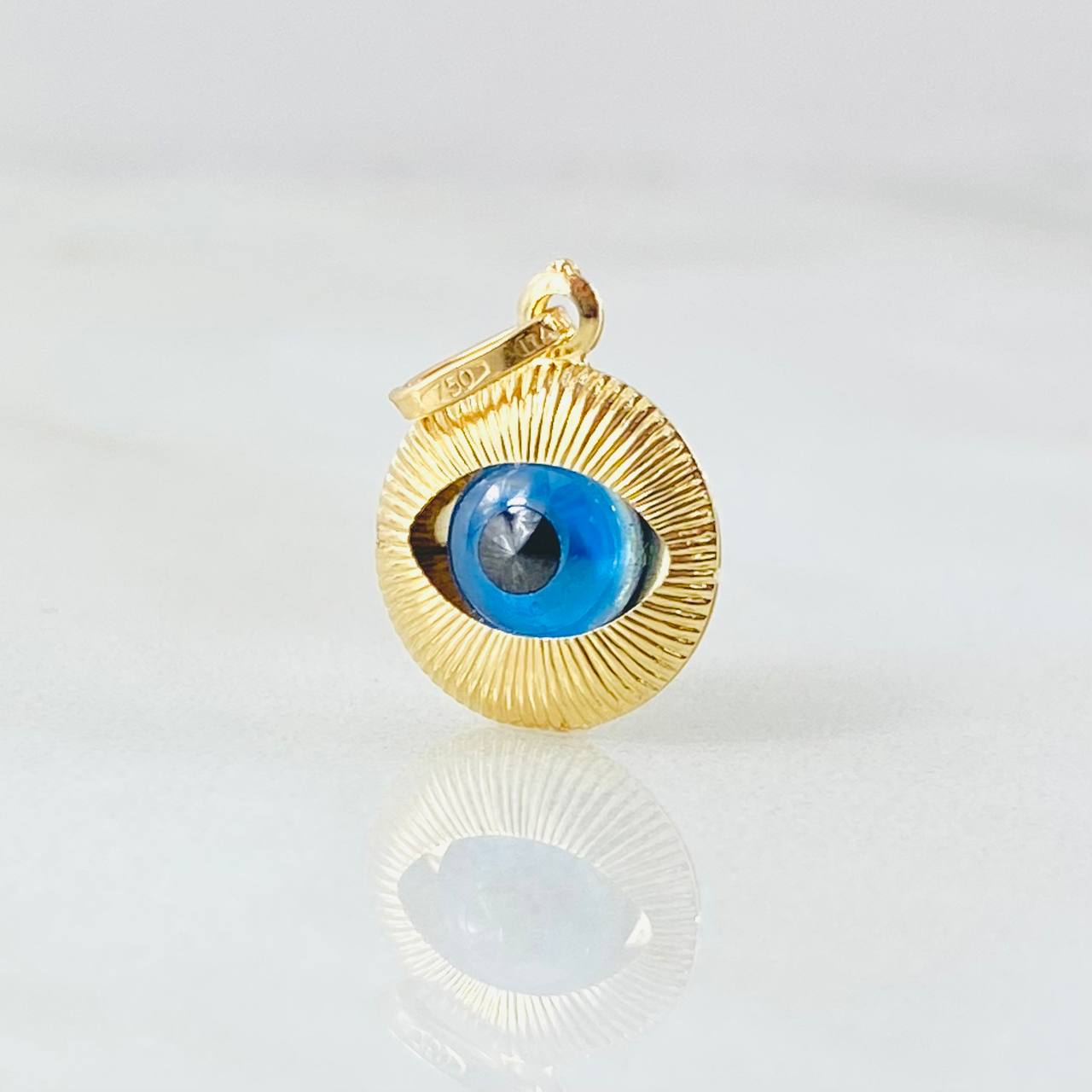 Pendant Turkish Eye 0.9gr / 0.75in / 18K Gold +4