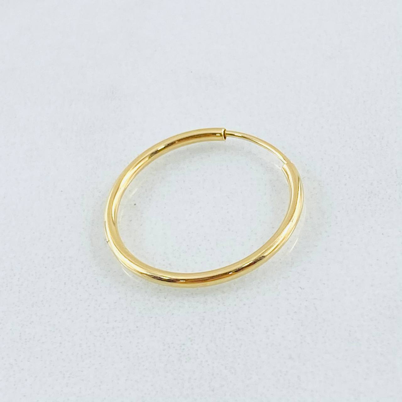 Piercing Aro Liso 0.35gr / 1/2 in / Oro Amarillo 18K