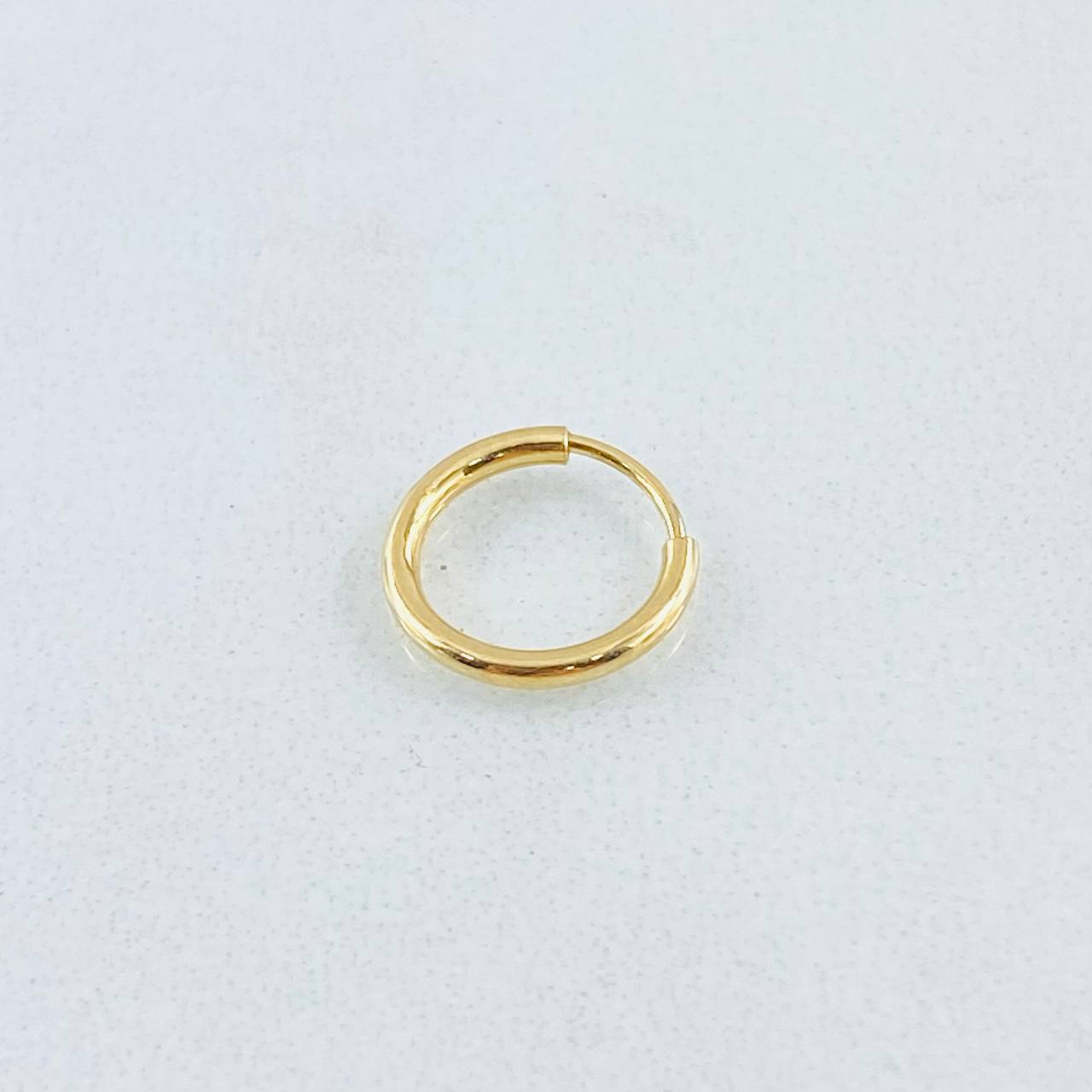 Piercing Aro Liso 0.2gr / 1/4 in / Oro Amarillo 18K