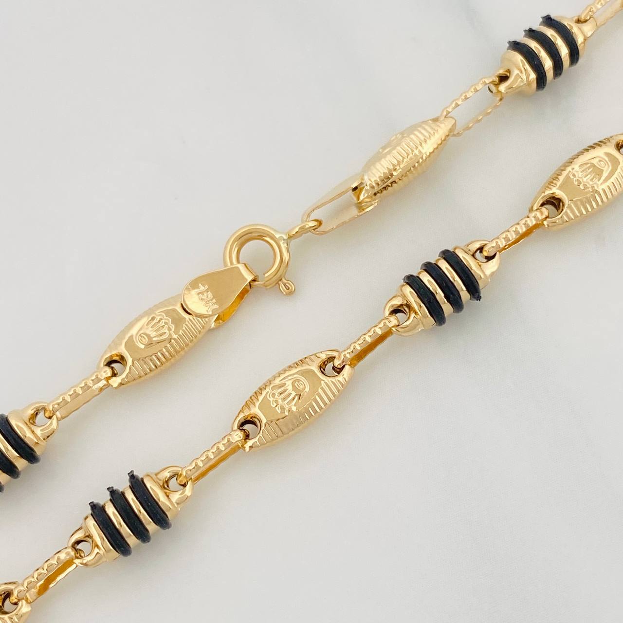 Pulso Rustica Corona 4.5g / 7 3/4 in / 3.9mm Oro Amarillo 18K
