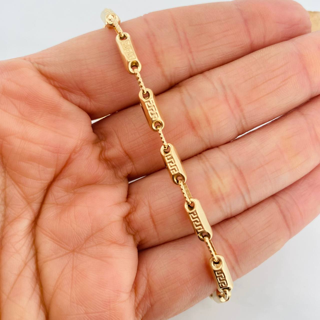 Pulso Rustica Tribal 5.15g / 8 1/2 in / 3.5mm Oro Amarillo 18K