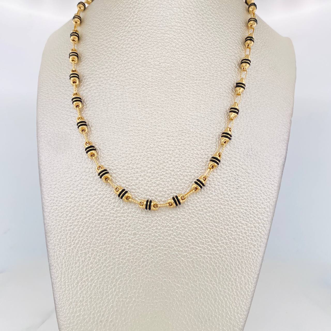 Cadena Rustica Barril 13.85g / 24 in / 4.35mm Oro Amarillo 18K