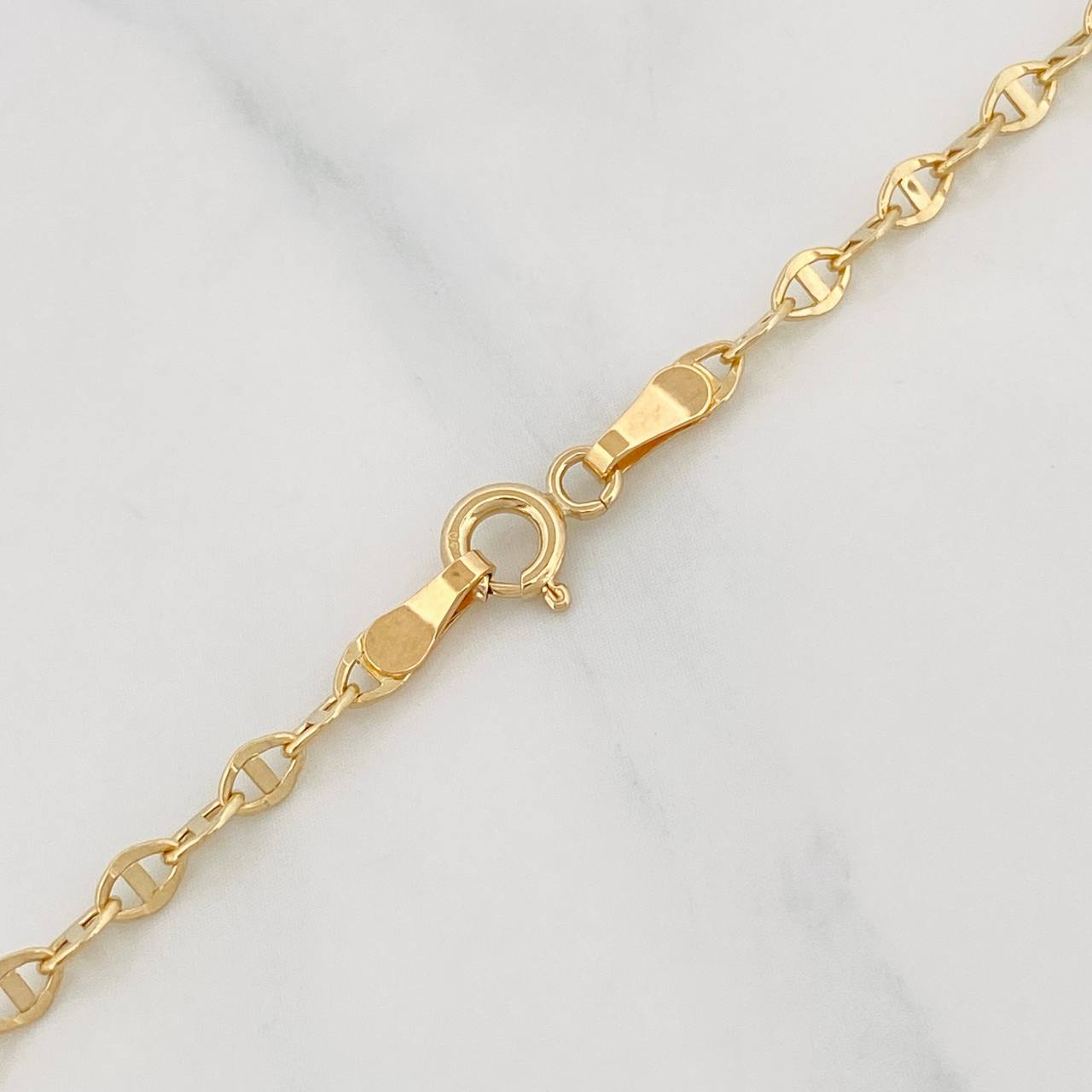 Cadena Escalera Volga 3.25g / 24 in / 2.6mm Oro Amarillo 18K